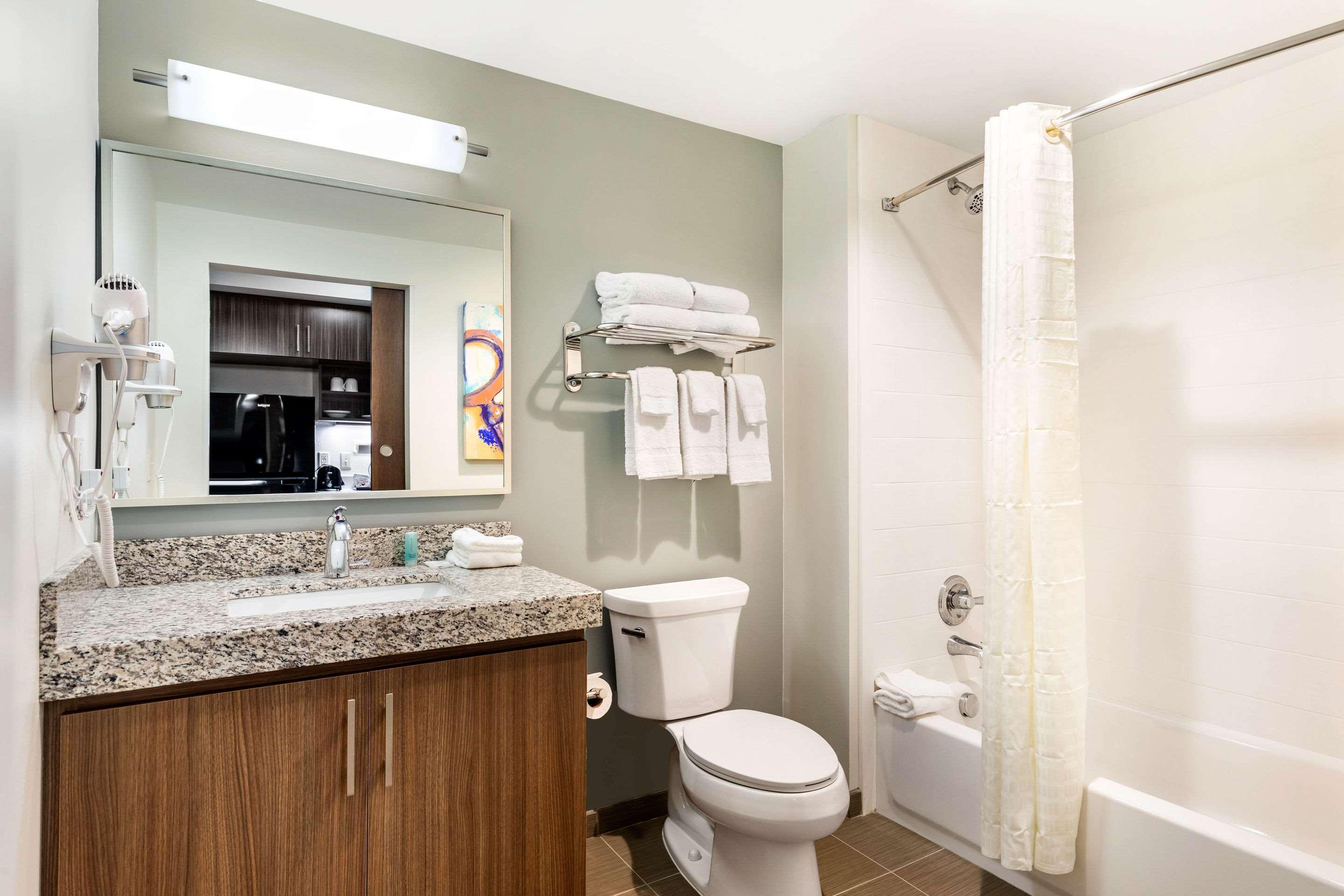 Mainstay Suites Lancaster Dallas South Eksteriør billede